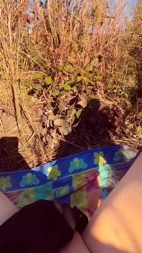 I M Horny While Sunbathing Gay Amateur Amateur Porn Feat Sissy Xtrax XHamster