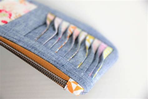 Zipper Cosmetic Bag Tutorial DIY Tutorial Ideas