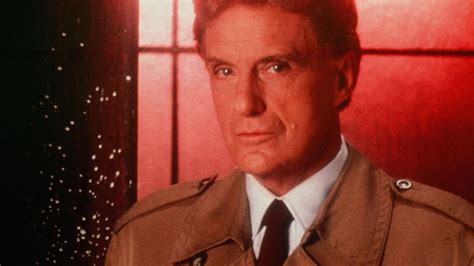 Watch Unsolved Mysteries: Original Robert Stack Episodes | Prime Video 