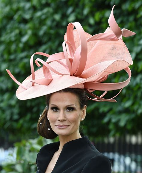 The Craziest Fascinators At Royal Ascot Fascinator Hats Outfit Royal