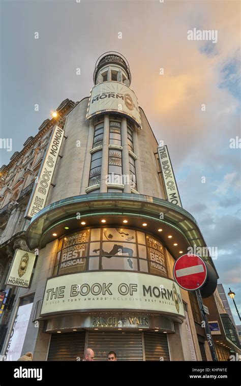 prince of wales theatre london Stock Photo - Alamy