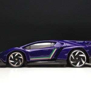 Hot Wheels Lamborghini Veneno Purple HW Exotics 5 Pack Etsy