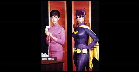 Yvonne Craig Incarnait Barbara Gordon Aka Batgirl Dans La Série