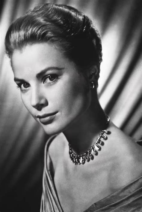 Gk Du Jour Cartier Revives A Classic Design Beloved By Grace Kelly