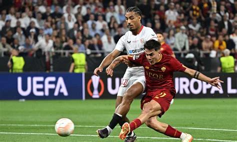 LIVE Siviglia Roma 1 1 Autogol Di Mancini Poi Bounou Salva Su