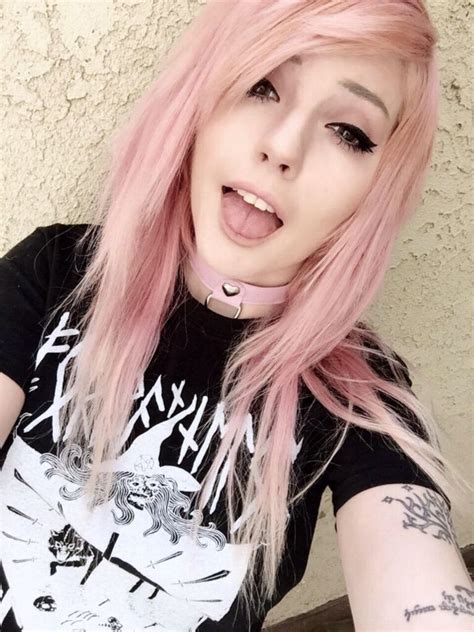 Ledamonsterbunny Leda Muir Theledabunny Emofashionwear Pretty Hairstyles Cute Emo