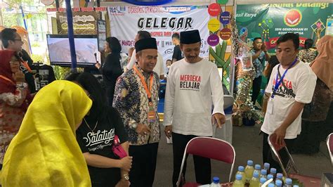 Gebyar Karya P Smp N Pamotan Dalam Semarak Hari Guru Nasional