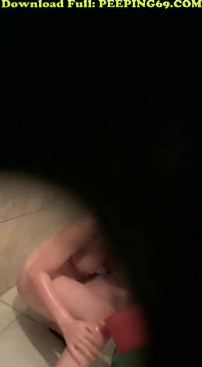 Tits and bush ThisVid em inglês