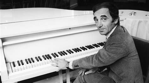 Памяти Шарль Азнавура (En l'honneur de Charles Aznavour) - YouTube
