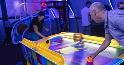 Amsterdam Private Arcade Hallen Spiele Erfahrung Getyourguide