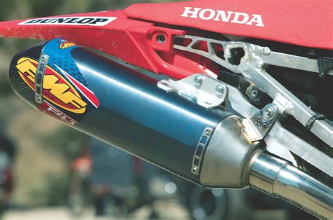 MXA TEAM TESTED: FMF 4.1 SINGLE-SIDED 2017-18 CRF450 EXHAUST - Motocross Action Magazine