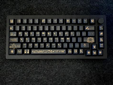 Egyptian Hieroglyphs Keycaps Set Black Gold PBT - Keysium