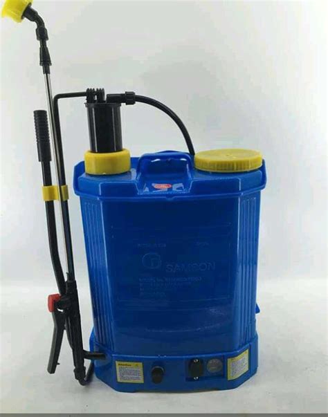 Plastic Agricultural Battery Sprayer Pump 2 In 1 8 AH Capacity Of