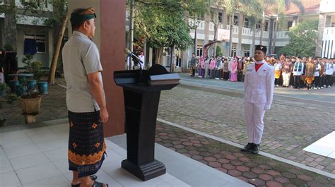 Upacara Peringatan Hari Pendidikan Nasional Dan Halal Bihalal