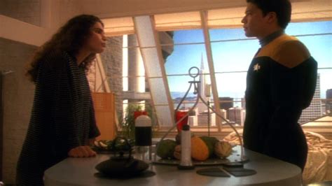 Watch Star Trek Voyager Season 2 Episode 5 Star Trek Voyager Non