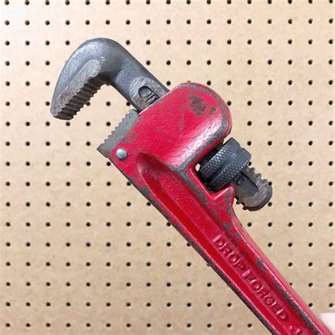 Pair Of 10 Inch Drop Forged Pipe Wrenches Heritage Outfitters