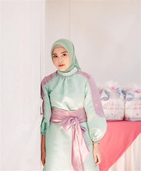 6 Potret Fati Indraloka Istri Babe Cabita Jarang Tersorot Baby Face