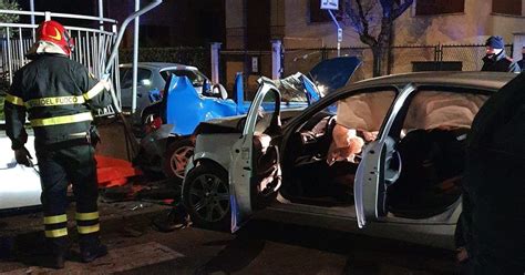 Incidente A Corsico Pirata Della Strada Travolge Automobile E Fugge