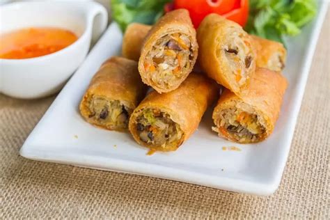 Resep Lumpia Ayam Dan Udang Enak Gurih Sajian Hari Raya Imlek Lambang