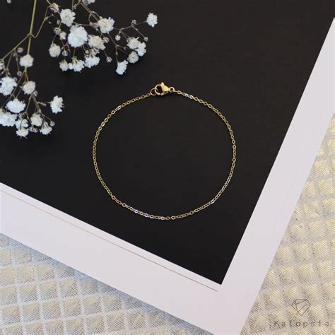Thin Chain Bracelet