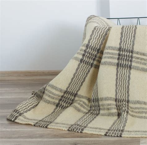 Soft Wool Blanket, Ethnic Wool Blanket, Wool Throw, Traditional Natural ...