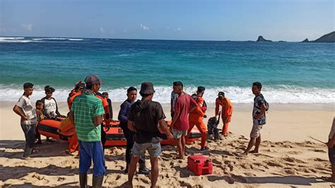 Pencari Kerang Yang Tenggelam Di Pantai Teluk Mekaki Lobar Ditemukan