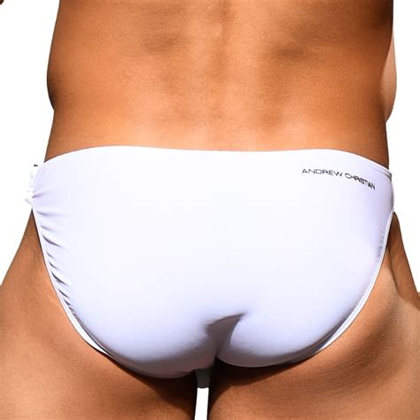 Andrew Christianアンドリュークリスチャン 男性水着 ブーメラン ビキニ 競泳パンツUNLEASHED Buckle Bikini メンズランウェイ