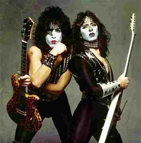Paul Stanley And Vinnie Vincent Kiss Photo 36983857 Fanpop