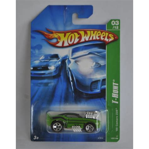 Hot Wheels Camaro Z T Hunt Shopee Malaysia