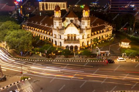 Premium Photo Beautiful Lawang Sewu Building At Night Time