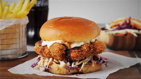 Crispy Chicken Katsu Burger Khin S Kitchen Youtube