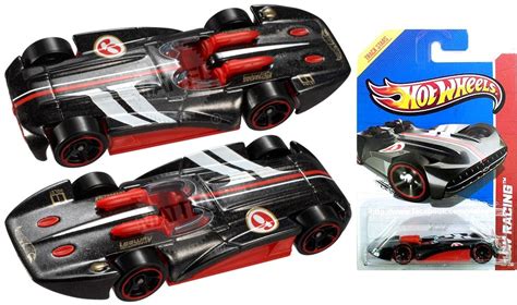 Racing Hot Wheels