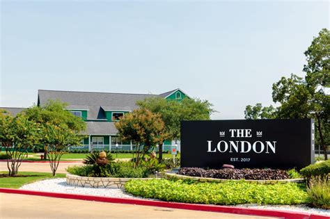 The London Apartments - College Station Apartments Near TAMU - HowdyHomes