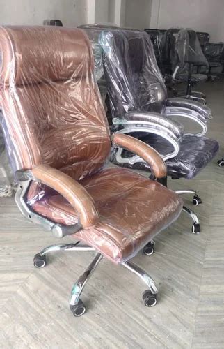 Rexine High Back Boss Office Chair Fixed Arm At Rs 6200 In Bhopal ID