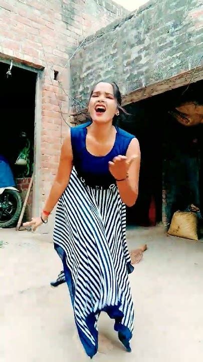 डांस करने का तरीका देखो उसका 🤪😜🤣youtubeshorts Video Janvi Youtube