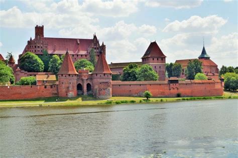 WYCIECZKA DO MALBORKA Zwiedzanie Malborka Z Przewodnikiem