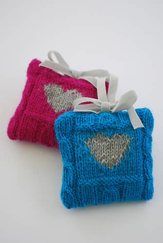 Ravelry Frances Hot Water Bottle Pattern By Libby Summers