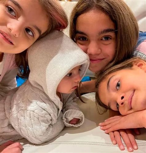 La Conmovedora Muestra De Cariño De Eliana Guercio Y Sus Hijos A Sergio