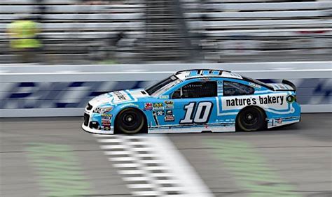 Danica Patrick Natures Bakery Sponsorship Heading To Court Racing News