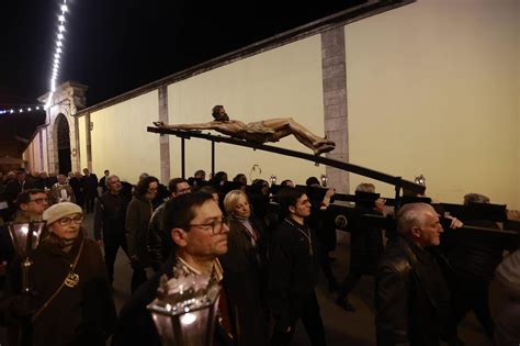 En Im Genes V A Crucis De La Junta De Hermandades Y Cofrad As De Oviedo