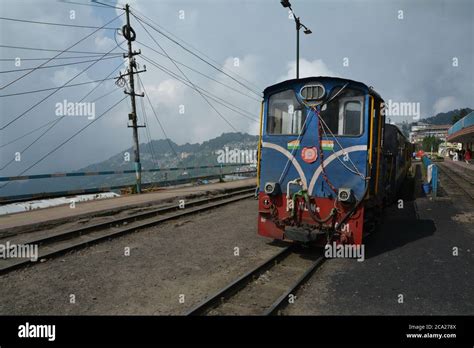 Darjeeling Himalayan Railway Stock Photo - Alamy