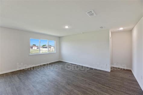 Request A Viewing For 8310 Madera Rd Tenant Turner