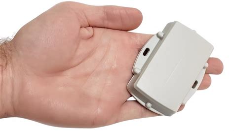 Compact Affordable Battery Powered Gps Tracking From Dpl Telematics