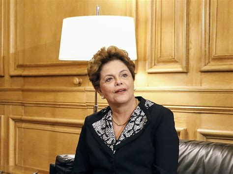 Dilma fala em importância de manter verdade histórica sobre 1964