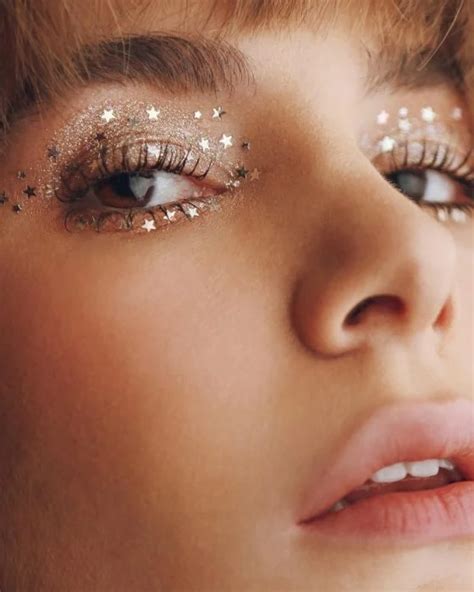 15 Maquillajes Con Estrellas Para Crear Tu Propia Constelación