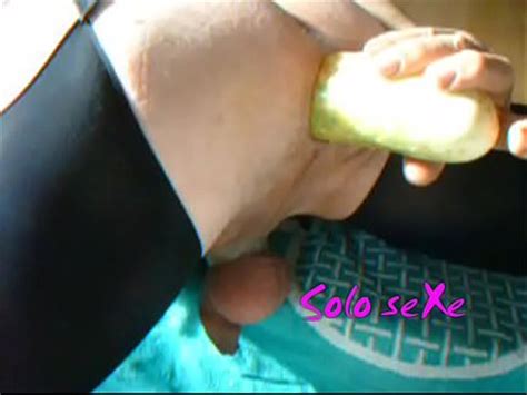 Un énorme concombre dans mon cul XVIDEOS