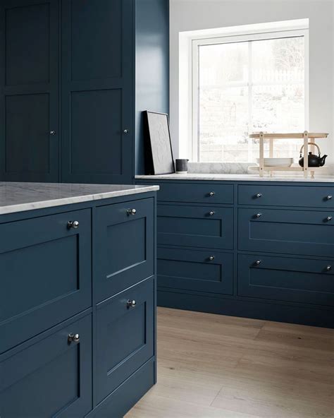 5 Scandinavian Kitchens With Shaker Style Cabinets Nordic Design Nordic Kitchen Design Grey