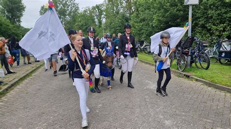 Ruim 1800 Wandelaars Voltooien Jubileumeditie Avondvierdaagse Den