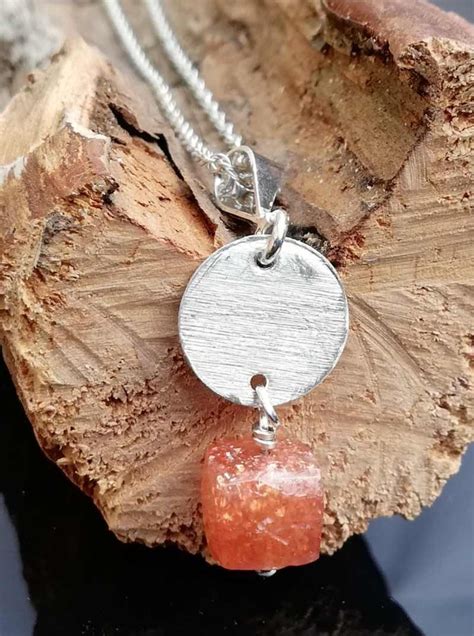 Sterling Silver Sunstone Drop Necklace Beautiful Disc Pendant