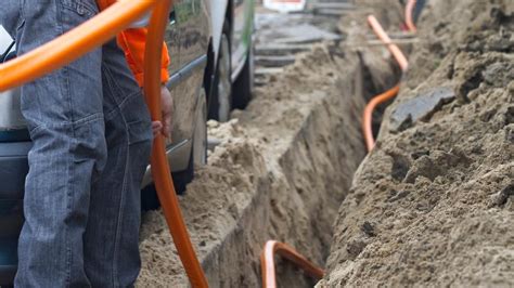 Aanleg Glasvezel Bedrijventerreinen Velp Begint Nu Er Voldoende Animo